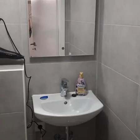 H&M Ferienwohnung * Erftstadt
